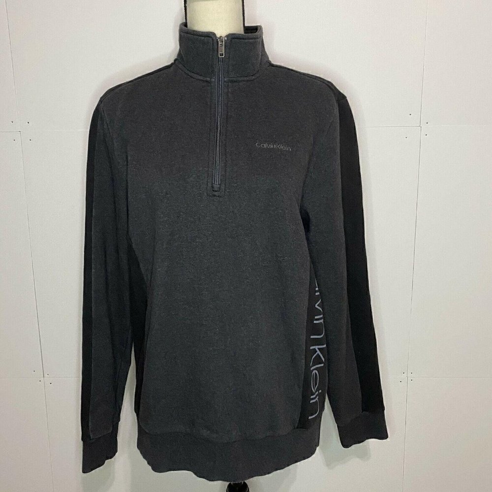 Calvin Klein Medium Black Gray 1/4 Zip Sweatshirt Pullover Spell-out Sleeve